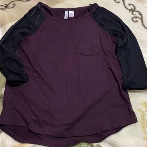 Burgundy and black tee